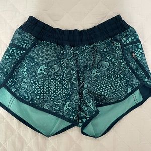 Lululemon patterned shorts